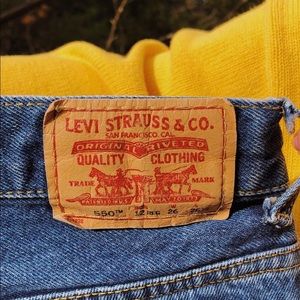 vintage mom jean Levi’s (XS)